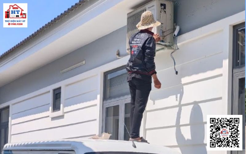 Kiểm tra máy lạnh tại nhà quý khách Tân Bình