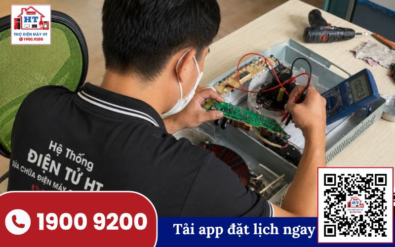 Kỹ thuật viên sửa bếp từ tại nhà Nghệ An.