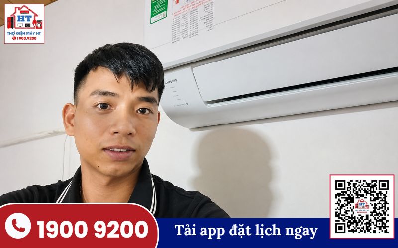 Kỹ thuật viên HT kiểm tra máy lạnh Kỹ thuật viên HT kiểm tra máy lạnh tại nhà ở Thủ Dầu Một